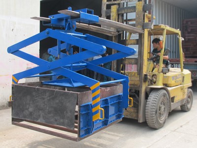 Bricks picker