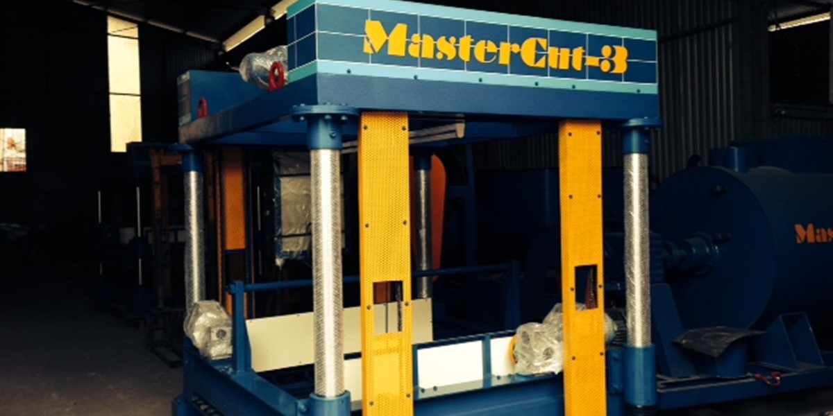Máy cắt bê tông nhẹ MasterCut 3 tại dây chuyền