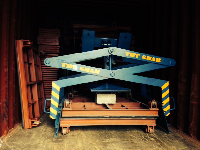 Máy gắp gạch bê tông nhẹ