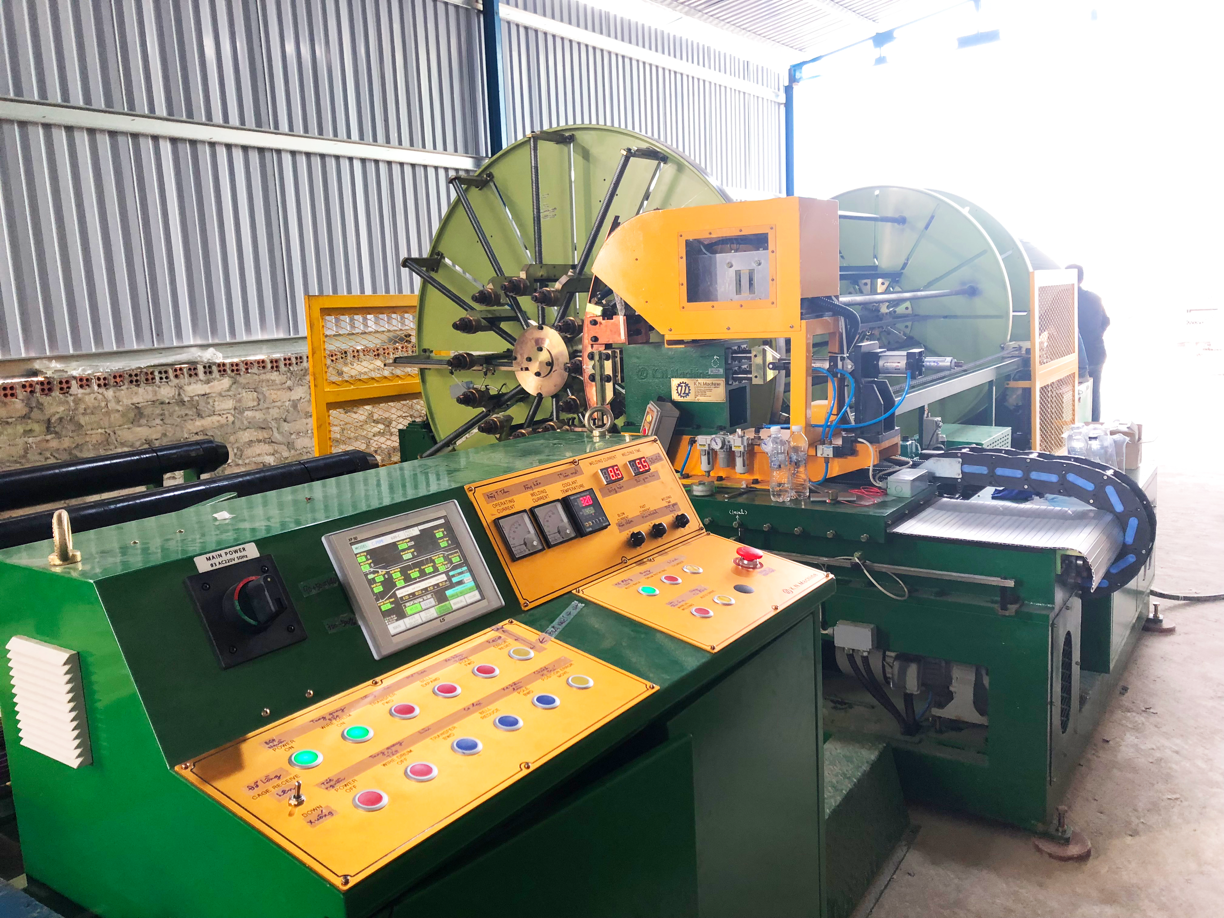 Bảng điều khiển tự động máy hàn lồng ống cống KN